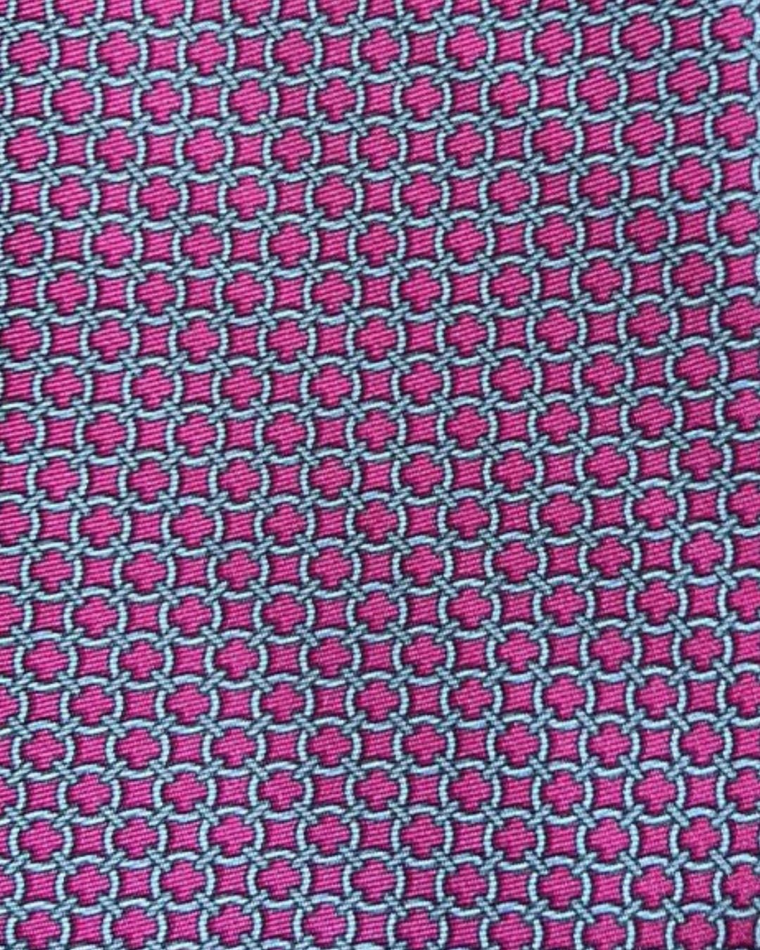 Gravata Seda Rosa com Argolas