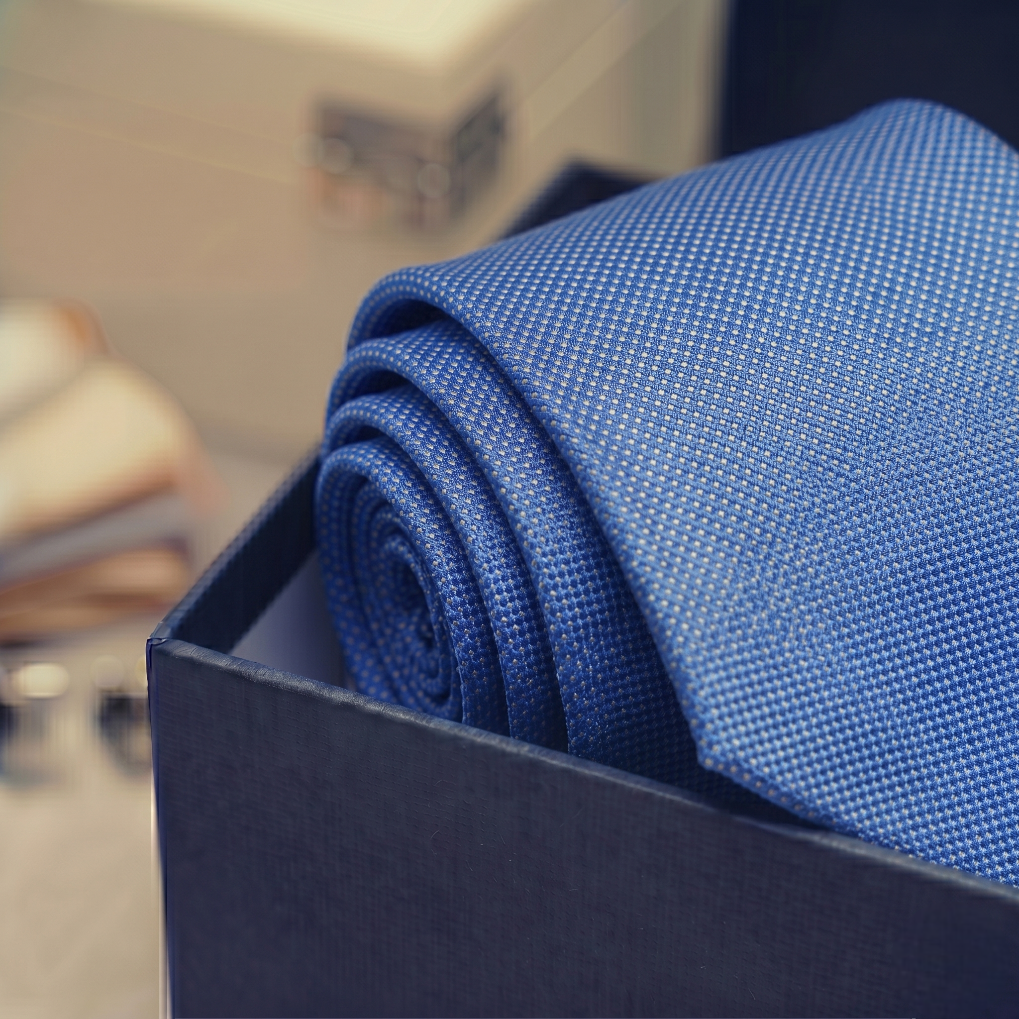 Gravata Jacquard de Seda Azul Textura Quadriculada