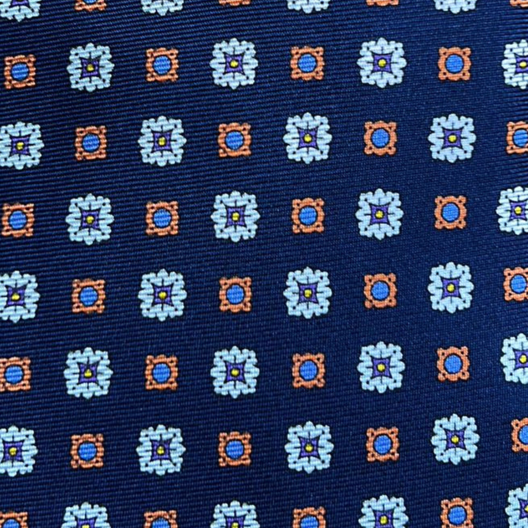 Gravata Seda Azul Marinho Quadrados Brancos e Laranja